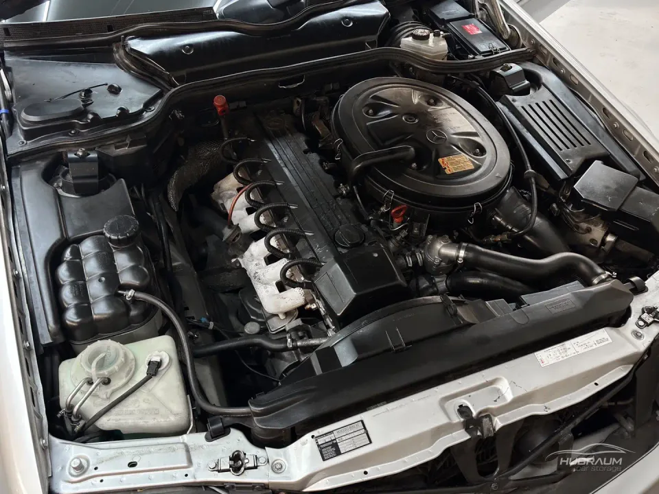 Mercedes-Benz SL 300