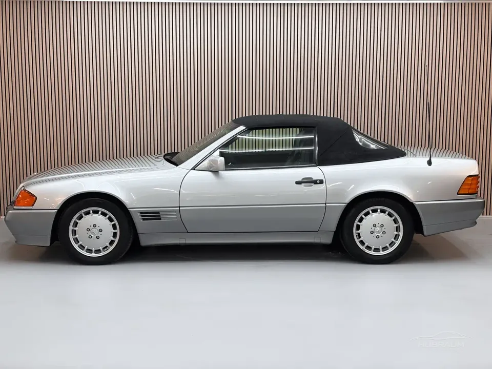 Mercedes-Benz SL 300
